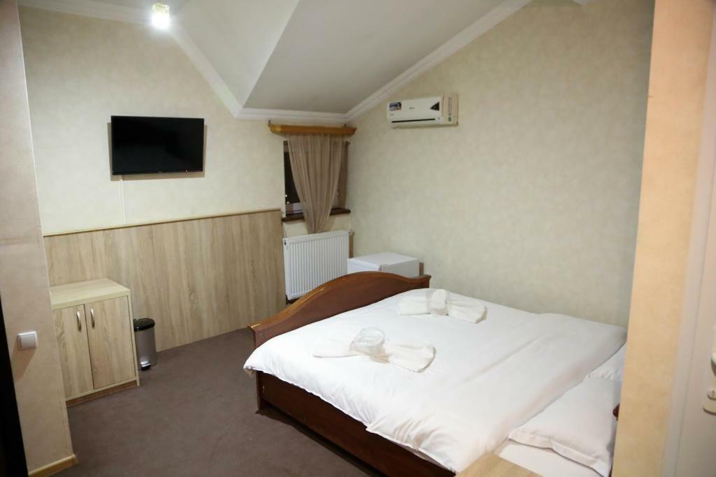 7 Star Bed & Breakfast Tbilisi Exterior photo